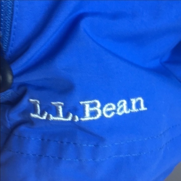L.L Bean Storm Chaser Rain Jacket. - Picture 10 of 14